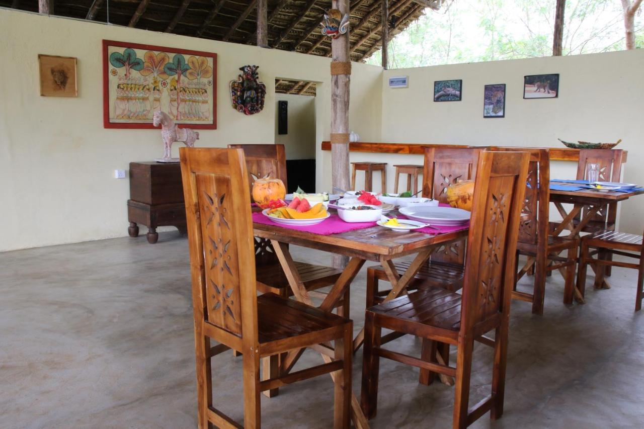 Lodge Nirvaan Safari *